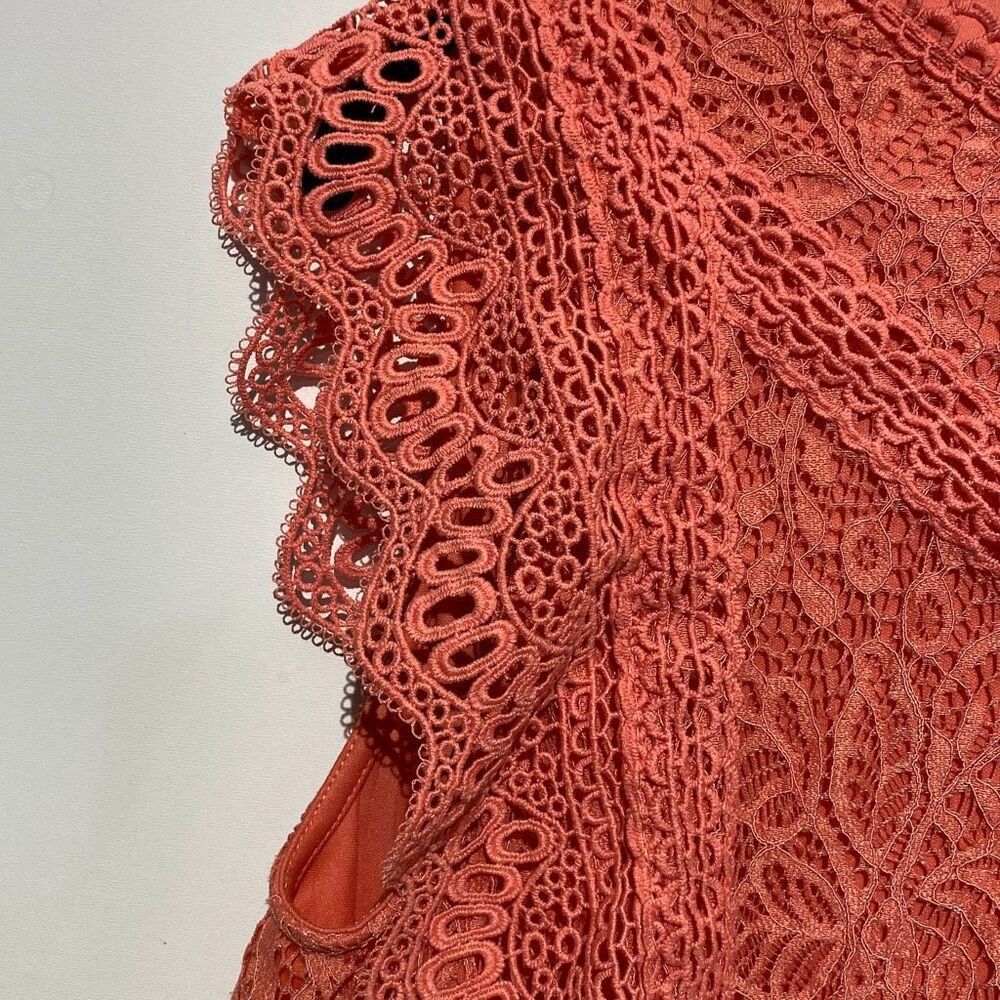 Cable & Gauge Coral Floral Lace Flutter Sleeve Top XL Round Neck Keyhole Back - Picture 4 of 8